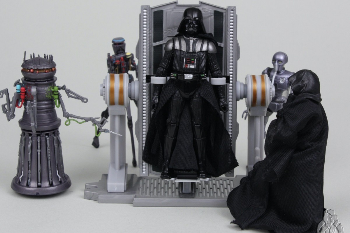 REVIEW AND PHOTO GALLERY: Star Wars The Legacy Collection (Blue