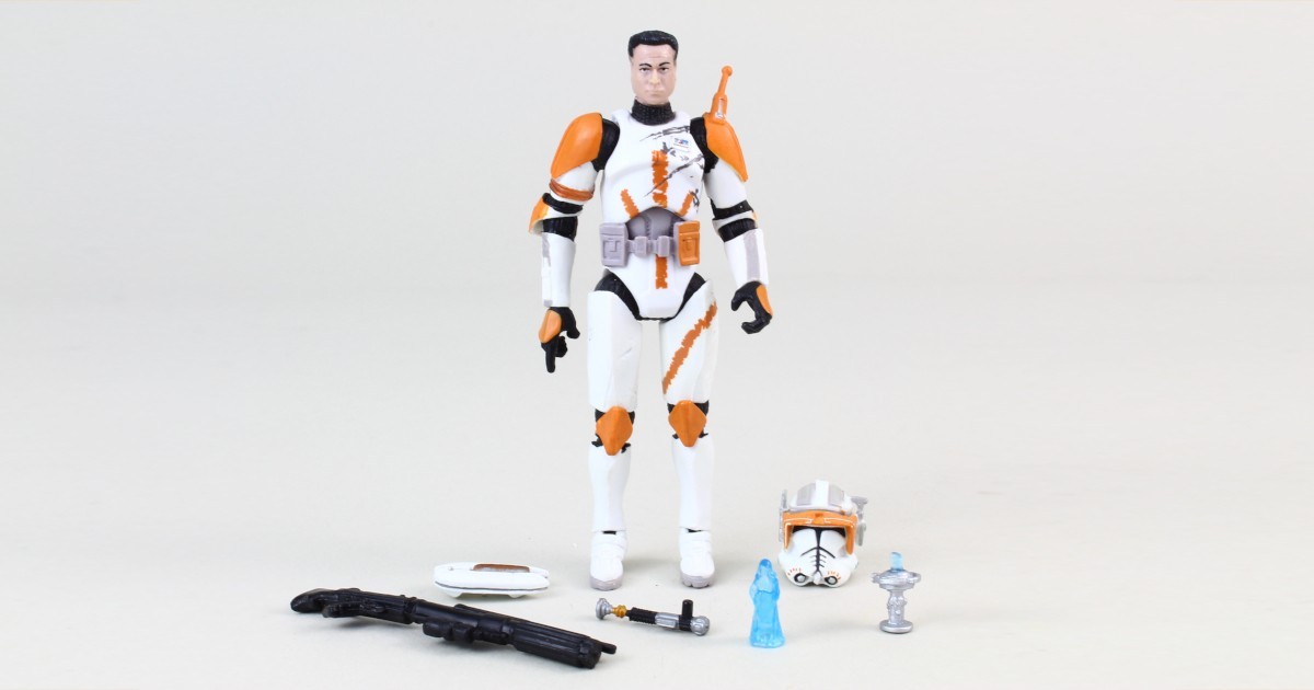 スターウォーズ　ベーシックフィギュア　BD44 CODY REVIEW AND PHOTO GALLERY: Star Wars The Legacy Collection (Red