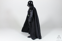Star Wars The Black Series Darth Vader 01