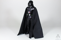 Star Wars The Black Series Darth Vader 01