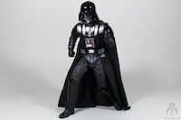 Star Wars The Black Series Darth Vader 01