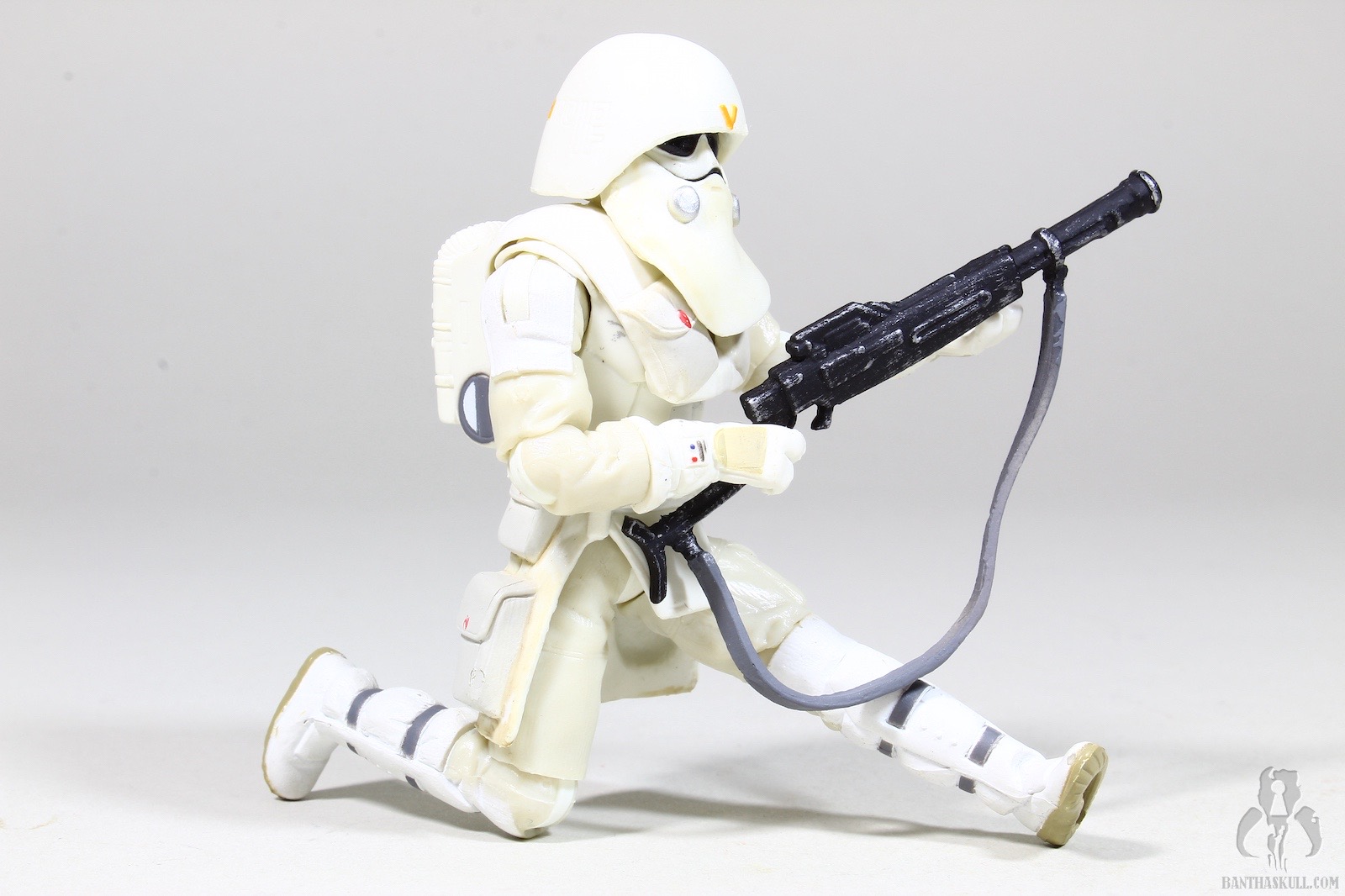 Details about   Star Wars 2007 30th Anniversary Collection Concept Snowtrooper # 42 w/ Coin 