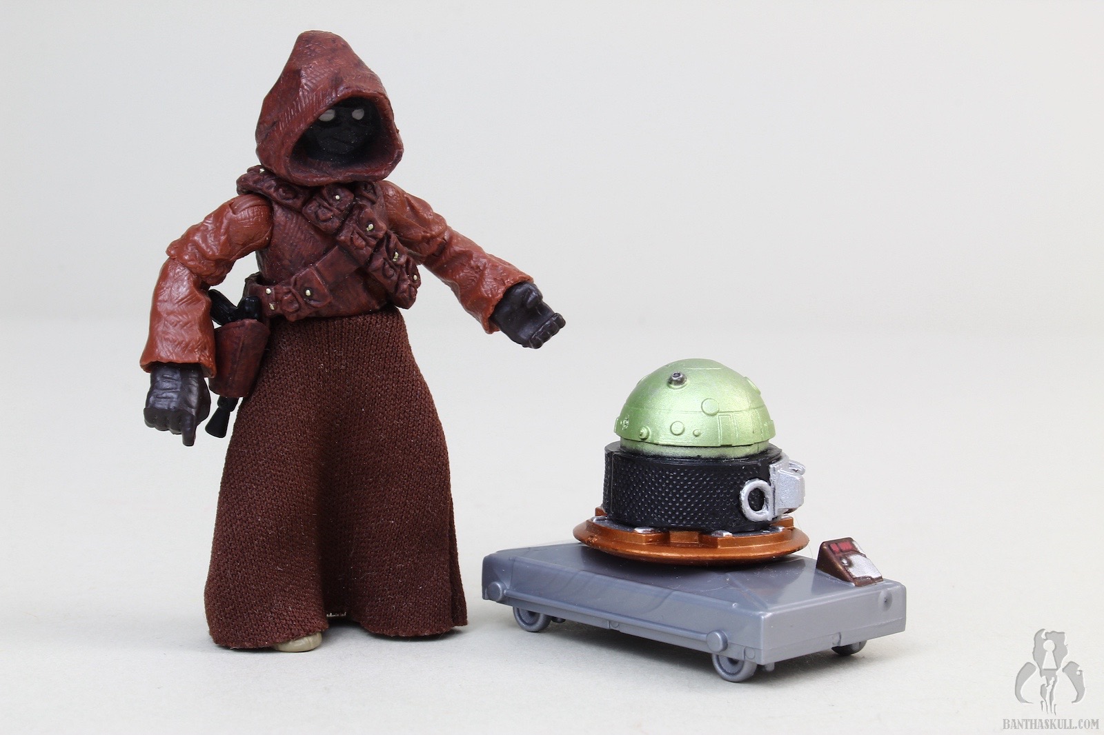 REVIEW AND PHOTO GALLERY Star Wars The Legacy Collection (Red) BD39