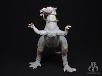 Star Wars Vintage Collection Luke's Tauntaun
