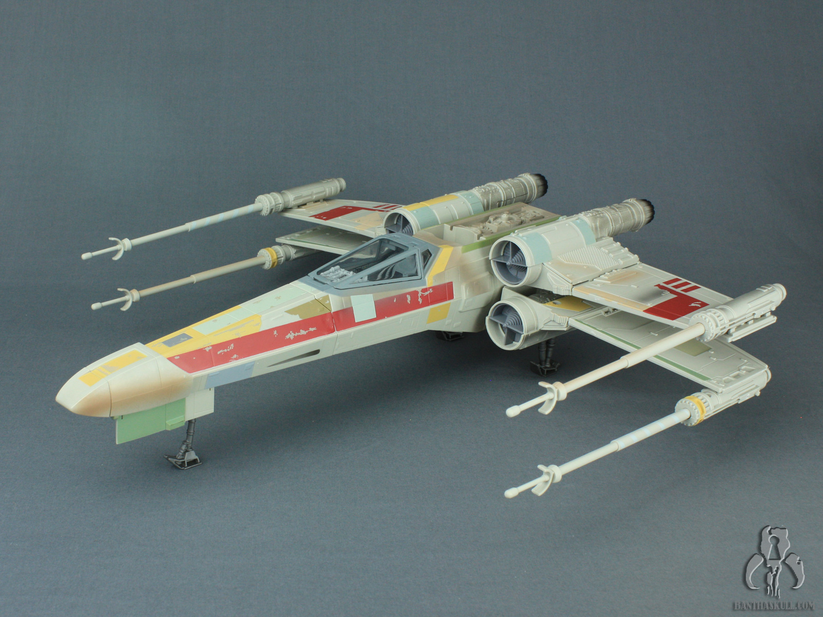 REVIEW AND PHOTO GALLERY: Star Wars Vintage Collection VC - X-Wing