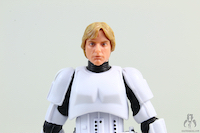 Star Wars Vintage Collection Luke Skywalker (Stormtrooper) VC169