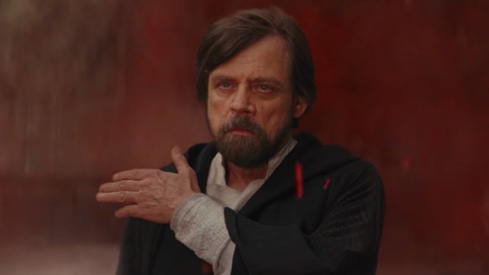 https://www.banthaskull.com/images/news/luke_crait.jpg